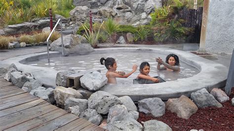 mud bath spa at Hell's Gate