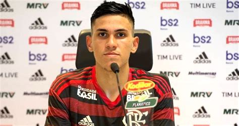 Vezi profilul jucătorului pedro (flamengo) pe flashscore.ro. Pedro Flamengo Instagram : Pedro, agora no Flamengo, entra ...