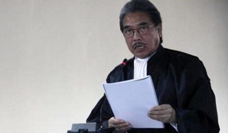 Hotma sitompul, pengacara, didalami oleh tim penyidik kpk mengenai pengetahuannya terkait dengan adanya pembayaran sejumlah uang sebagai fee lawyer karena adanya bantuan. Pengacara Terbaik di Indonesia | Bob Horo & Partners, Pengacara Semarang & Pengacara Jakarta