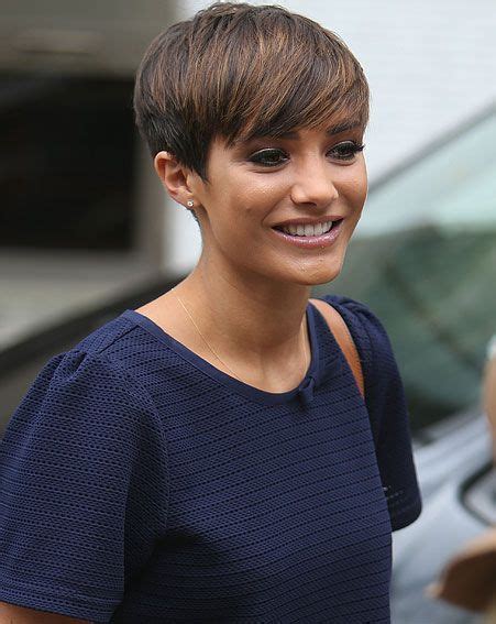 Coupe de cheveux boule courte femme. Les 25 meilleures idées de la catégorie Coupe boule courte ...