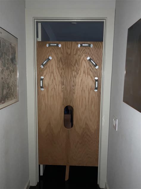 Very discreet Gloryhole available in private home 35 Dallas | Scrolller