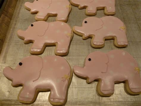 Maybe you would like to learn more about one of these? Baby Elephant- Baby Shower Cookies (With images) | Baby ...