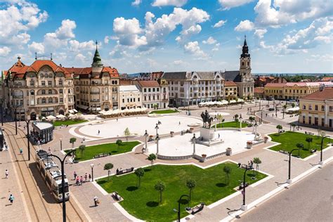 Official web sites of romania, links and information on romania's art, culture, geography, history, travel and tourism, cities, the capital city, airlines, embassies, tourist boards and. Webcam Oradea - Camere Live Orasul Oradea - Live Oradea