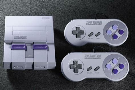 El paquete incluirá dos mandos al estilo super nintendo. SNES Classic: La nueva portátil de Nintendo para septiembre