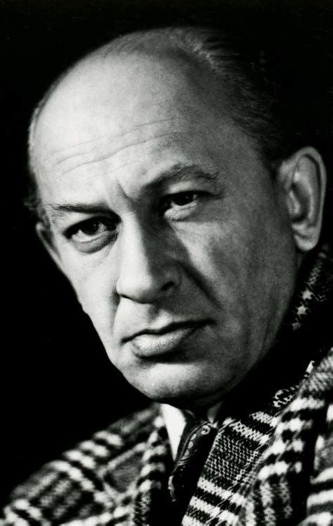 Народный артист ссср, кавалер ордена ленина. Евгений Евстигнеев , Портрет