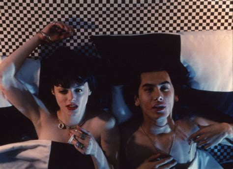 All gifs in one place for you! Inspiration: Amy Blue in 2020 | Doom generation, Film ...