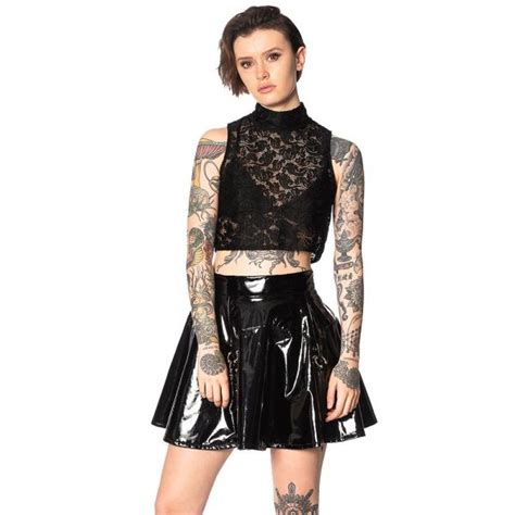 Newchic bietet schulterfreie oberteile, rückenfreies oberteil, bauchfreie oberteile. Sexy Crop Top aus Spitze | VOODOOMANIACS