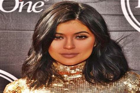 I don't know if she's playing dumb with journos, or if she's outright lying. 'In-demand' Kylie Jenner offered $10M for sex tape with Tyga