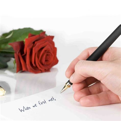 Find best cheer up love texts messages for girlfriend,sweet cheer up messages for her,ways to make my girlfriend feel better via text message. Paragraphs Cute Things To Text Your Girlfriend To Make Her ...