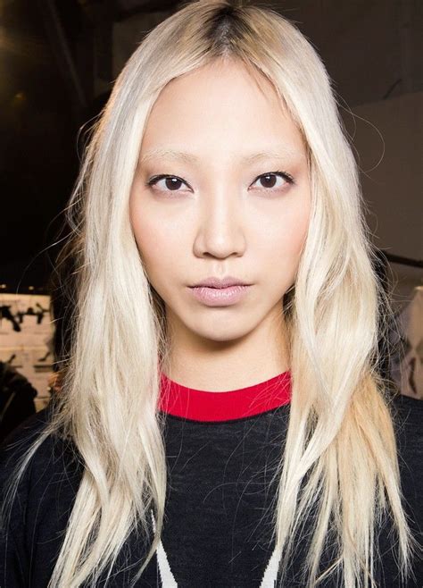 Platinum blonde hair color is becoming a firm favorite among women. How to Go Platinum Blond for Summer (Without Frying Your Hair)