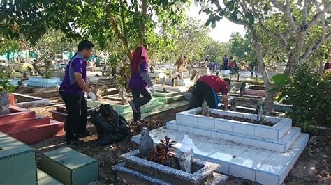 Kapinės kvala lumpūras, federal territory of kuala lumpur, malaizija tanah perkuburan raudhatul sakinah taman batu muda adresas. Aktiviti Membersihkan Kubur Batu 3 2015 - Pejabat Buruh ...