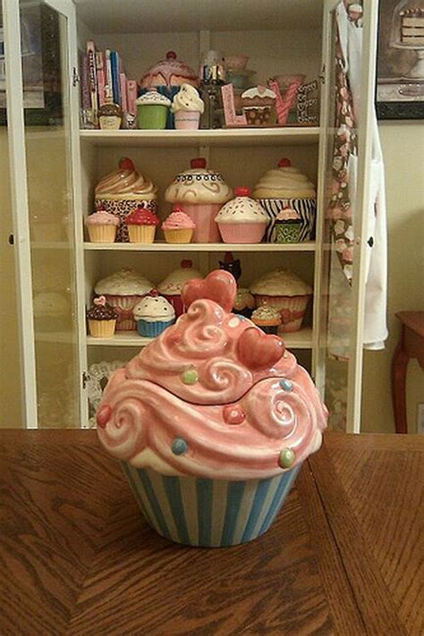 Cupcake flower bouquet from the strand cakery …. 40+ Cupcakes Kitchen Decor 54 | Cupcake kitchen decor ...