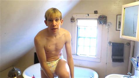 Bubble bath, shea baby bubble bath with calendula Bubble Bath-time with Adult Baby Diaper Boy Ryan - Come ...