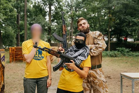 Azov films naturist boy photos and picture design homehownet, unknown, 555 kb. Ukraine : le bataillon néonazi Azov forme désormais des enfants au combat — RT en français