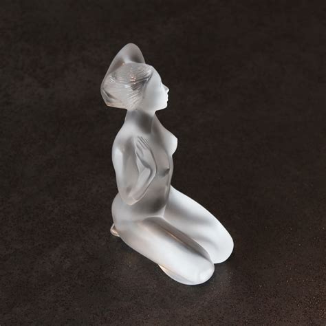 Cristal lalique, symbole du luxe à la française. Nu Aphrodite Lalique - une sélection Charme du Logis