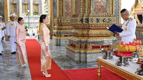 พระองค์ภาฯ ประทานโอวาทแก่ผู้ต้องขัง เศรษฐกิจพอเพียง ไม่ได้ห้ามรวย ขอแค่รู้จักวางแผนการตัดสินใจและมีสติในการใช้ชีวิต เมื่อวันที่ 5 มี.ค. ในหลวง โปรดเกล้าฯ เจ้าฟ้าพัชรกิติยาภา เสด็จแทนพระองค์ในพระ ...