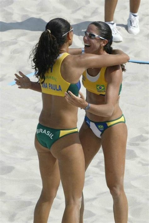 The beach girls are made up of 23 chinese woman who were selected a year ago from 400 contestants from all over the asian country along with seven professional dancers from spain led by vanessa diaz. Beach Volleyball Girls (75 pics)