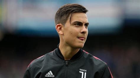 #sportmediaset il mondo dello sport in tempo reale www.sportmediaset.mediaset.it. Sport Mediaset: "Entourage Dybala a Parigi. Lui già ...