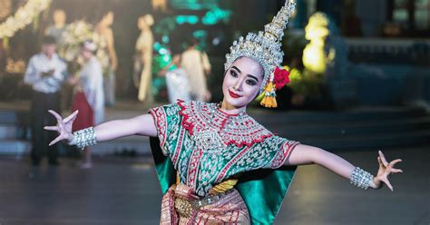 Half of the country occupies the southern part of the malay peninsula, whereas the other part is located on the north side of the island of borneo. 7 Festivals in Southeast Asia: Fascinating Way to Learn ...