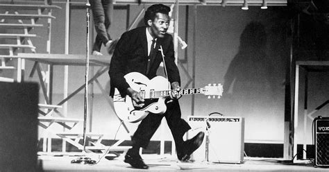 Mi thank god for di journey, di earnings a jus fi di plus (yeah) and gratitude is a must (yeah) mi see blessings fall by mi right hand. 35 músicas de Chuck Berry para ouvir às 420 | Maryjuana