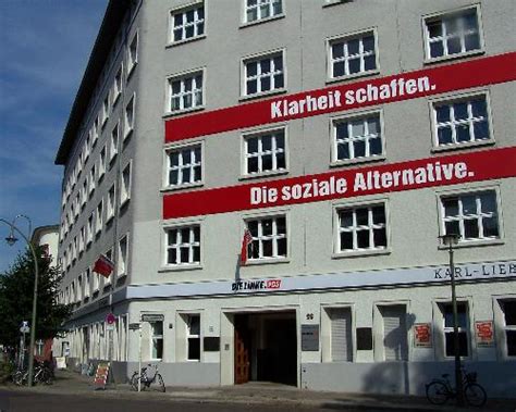 Mit seinen 12 bezirken und immer neuen attraktionen an jeder ecke, bietet berlin eine fülle an erlebnissen, die unübertroffen sind. Diari d'un mestre d'escola: Projecte Berlín 2011: Karl ...