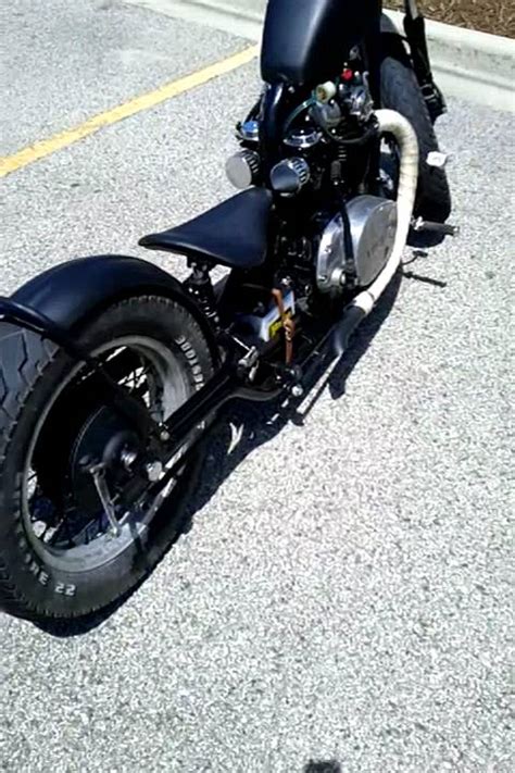 This type of seat is ideal on a bobber because the rigid frame provides it with the necessary support. 83' XS 650 Drop Seat Bobber - YouTube