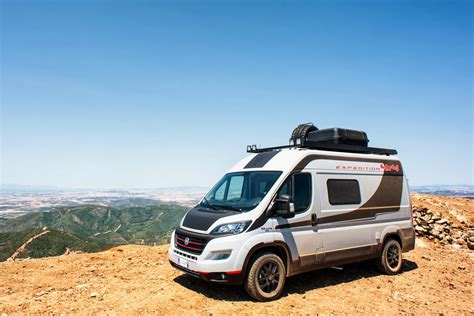 Il fiat ducato camper van è un camper molto diffuso e personalizzabile che è noto in tutto il mondo e garantisce comodità e sicurezza. Fiat gives camper vans more grip with the all-new Ducato ...