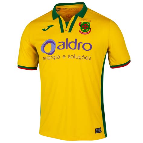 ˈpasuʃ dɨ fɨˈʁɐjɾɐ) is a portuguese football club based in paços de ferreira, porto district. PACOS FERREIRA MAGLIA HOME 2019-20 | CalcioItalia.com