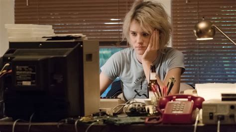 Mackenzie davis talks about being in new york for the premiere of 'the martian' at the 53rd new york film fest. THE MARTIAN'S Mackenzie Davis Joins Harrison Ford and Ryan ...