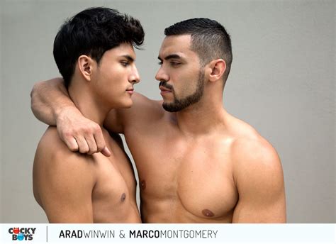 Three way is the only way! Arad WinWin Dominates Marco Montgomery | GayMobile.fr