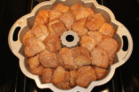 Monkey bread is a sweet and sticky pastry that is basically served for breakfast, but it also makes a great treat for a get together or a dinner party. Monkey Bread With 1 Can Of Buscuits : Monkey Bread for Two ...