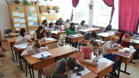 La al treilea subiect au primit un exercițiu cu. SUBIECTE MATEMATICA M3 BAC 2016. Subiectele la Matematică ...