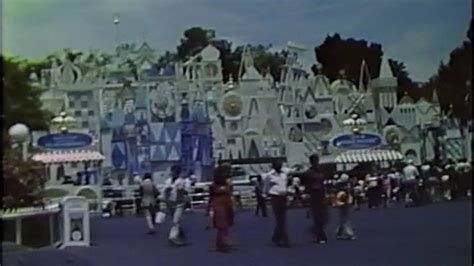 Cerita sweet home ini sendiri diawali dengan kisah pemuda introvert bernama cha hyun soo. Disneyland 1981-Home Movies - YouTube