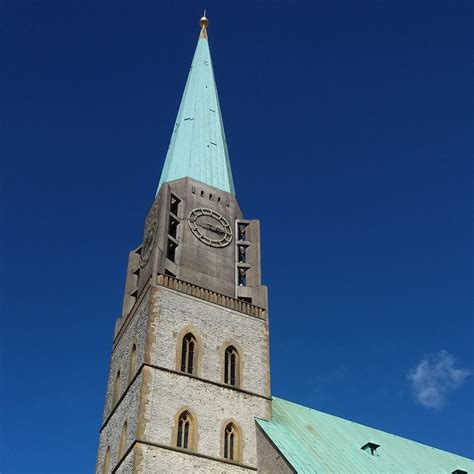 It is a gothic hall church with a height of 81.5 m (267 ft). Altstädter Nicolaikirche Bielefeld - Home | Facebook