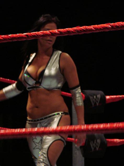 In wrestling, it's hard to keep things interesting for the fans. Candice michelle overweight - Wrestling Photo (7225783 ...