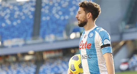 Gattuso confiaba en lograr las incorporaciones de sergio oliveira y de guedes, pero la fiorentina considera que el centrocampista del oporto tiene un valor excesivo (unos. Mertens ancora in panchina con la Fiorentina: Gattuso ha ...