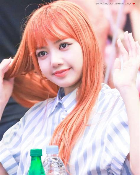 Lisa blackpink fondo de pantalla. 29 Images Of BLACKPINK's Lisa That Shows That She's Like A ...