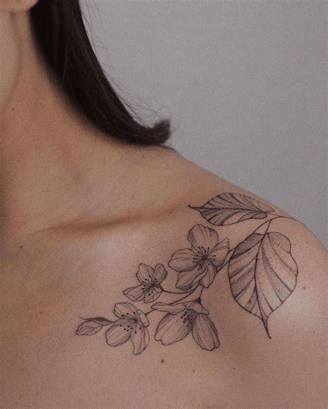 The literal meaning of the word 'jasmine' or 'yasmin' is 'gift from god'. Top 55 Best Jasmine Flower Tattoo Ideas - [2020 ...