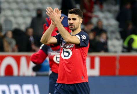 Kariyer istatistikleri (forma giydiği maç, gol, kartlar) ve transfer geçmişi. LOSC : Zeki Celik a un prétendant en Italie