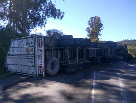 Accidente chile, fjfp98, carlos ramirez c. Colisión de dos camiones en San Pedro de Melipilla obligó ...