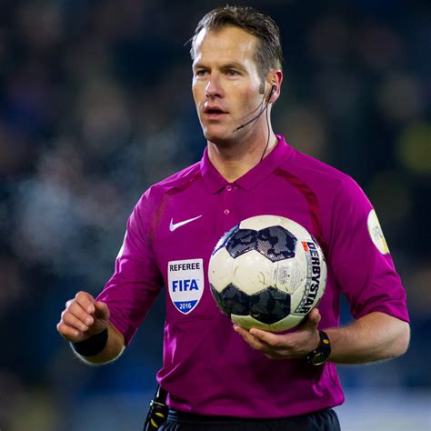 Najnovšie správy zo sveta športu, aktuálne výsledky, tabuľky, videá a fotografie. L'arbitrage néerlandais dans la tourmente - arbitrage57