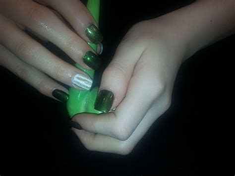 Holly's hair salon in crystal lake il has moved to algonquin il. Michigan State March Madness nails! Nail design by Tammie ...