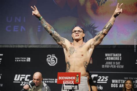 Anthony smith fought through an early barrage by devin clark and ultimately forced him to tap via triangle choke in the first round of saturday night's ufc main event. Coach: Anthony Smith is 'not afraid of Jon Jones' - MMA ...