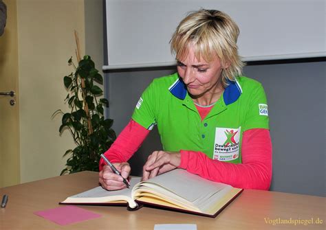 Maybe you would like to learn more about one of these? Heike Drechsler zu Besuch im Greizer Ulf-Merbold-Gymnasium ...