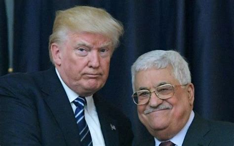 President donald trump meets with palestinian authority president mahmud abbas in the oval office on may 3. Abbas reconnaît que Trump lui a crié dessus pour ses ...