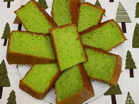 9 resep bolu panggang ini pasti bisa memanjakan lidah salah satu resep kue yang wajib dicoba yakni bolu panggang. Bolu Panggang Santan Mini : Resep Oskar Bolu Panggang Mini ...