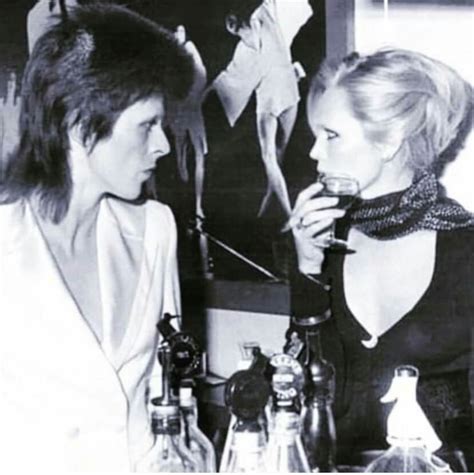 Amanda lear was born on june 18, 1939 in saigon, french cochinchina (vietnam) as alain maurice louis rené tap. David Bowie and Amanda Lear, 1973 | David bowie, Bowie ...