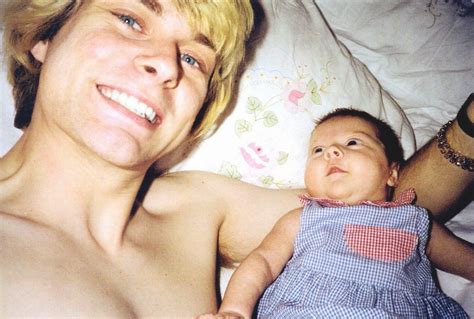 One summer a few years ago, frances bean cobain worked as an intern in the new york offices of rolling stone. Kurt Cobain and Frances Bean @historylvrsclub | Twitter ...