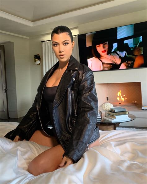 It's been six years since kourtney split with longtime boyfriend scott disick, and in that time, the kuwtk star has been linked to several famous hotties — including. Kourtney Kardashian Fappening Sexy in Early 2020 (25 ...