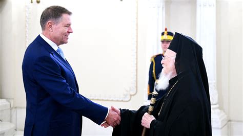 Daniel, klaus iohannis, patriarhul daniel. Patriarhul Daniel și Patriarhul Ecumenic Bartolomeu ...